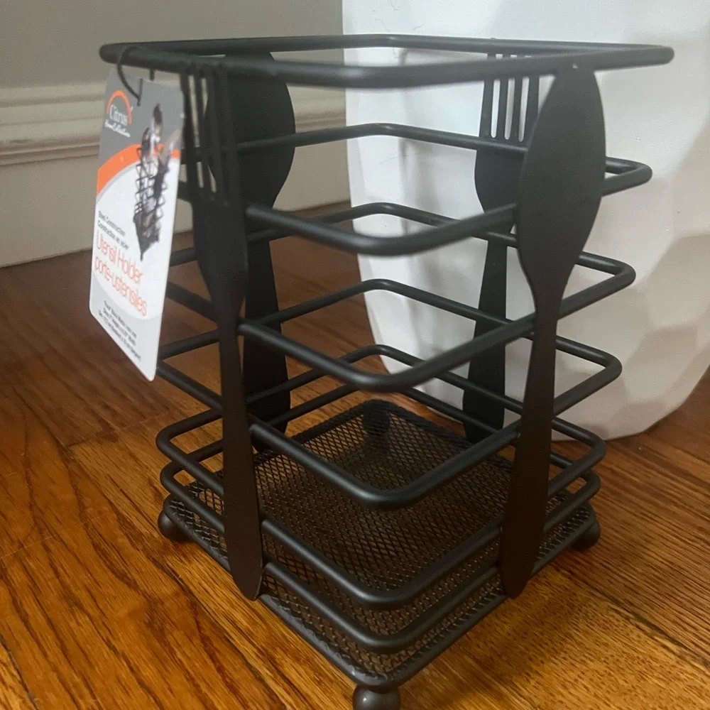 CUTE.. Metal Utensil Holder